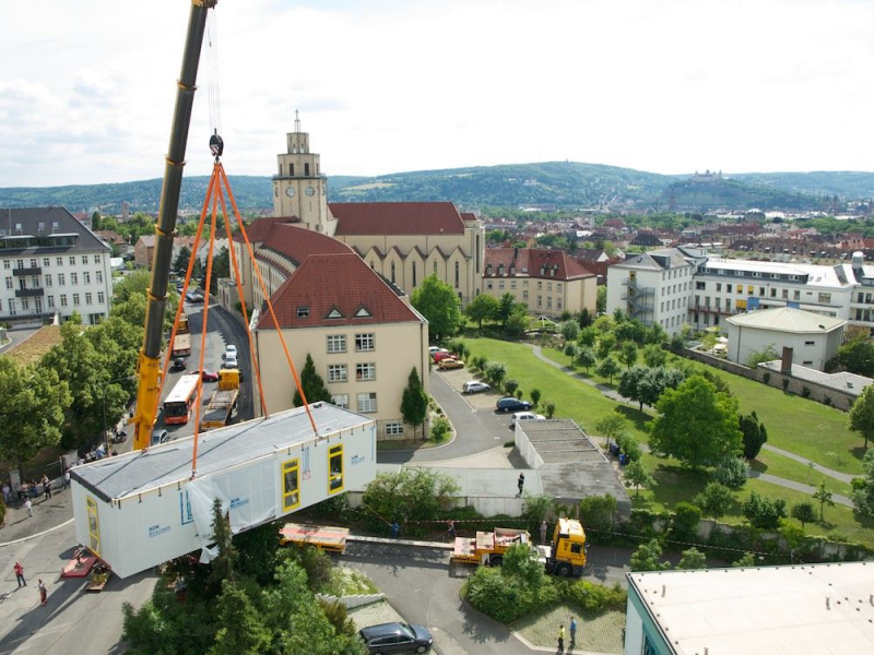 Den Kreißsaal bringt der Storch